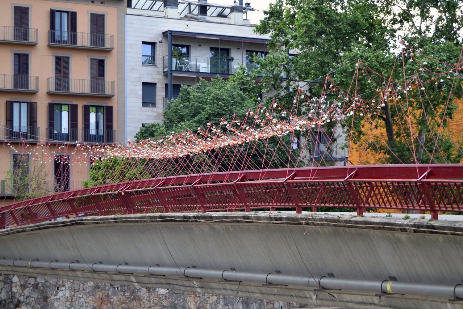 Desfilant el Pont - Temps de Flors 2021